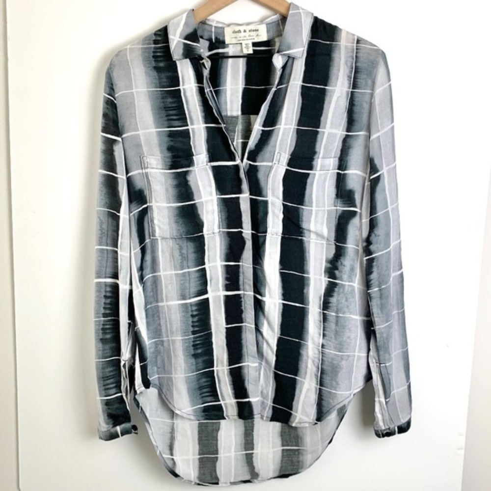 ANTHRO // Cloth + Stone Hi-Low Button Down